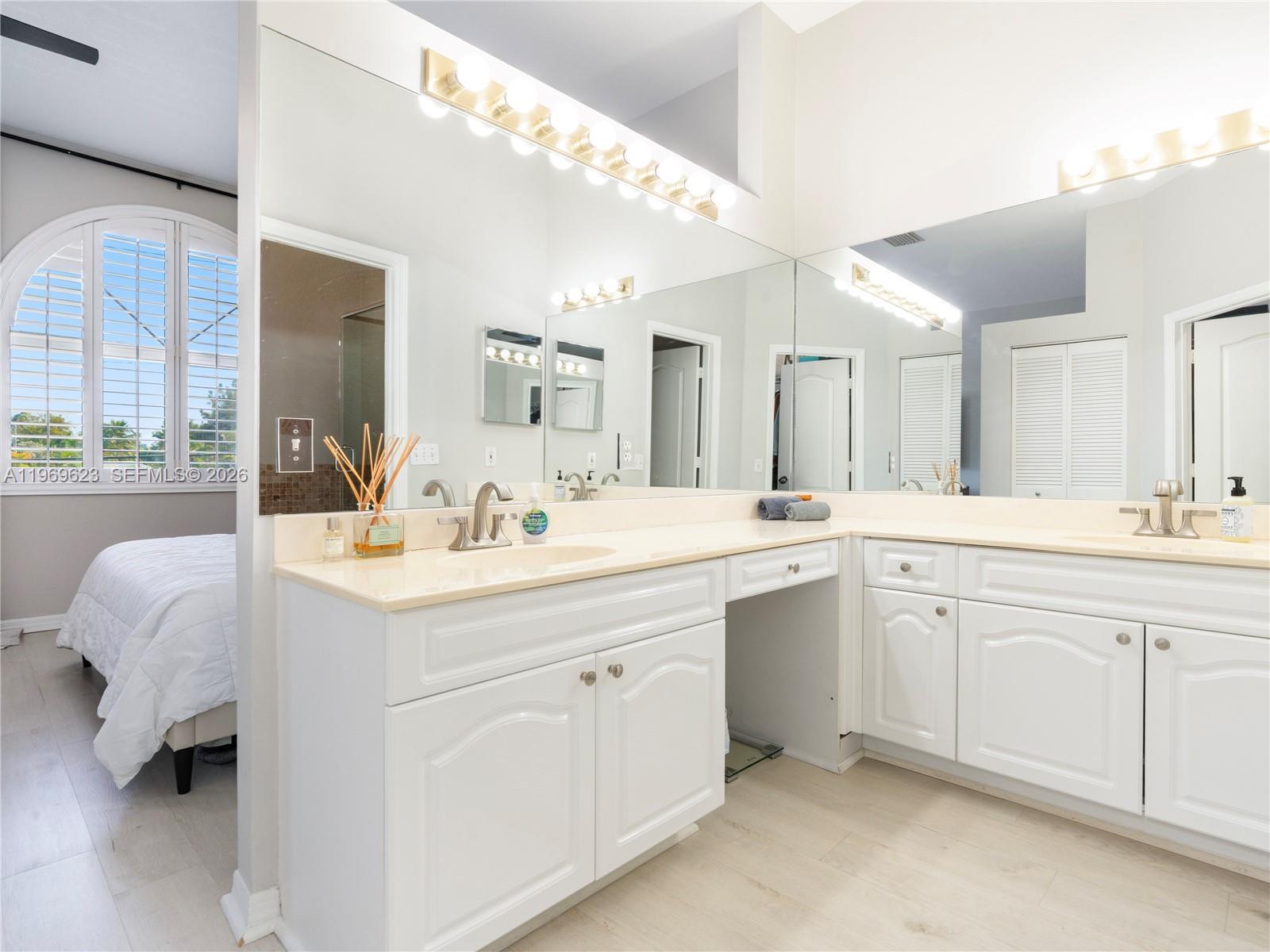 835 NE 17th Way Fort Lauderdale, FL 33304