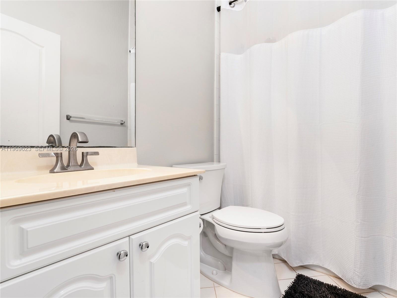 835 NE 17th Way Fort Lauderdale, FL 33304