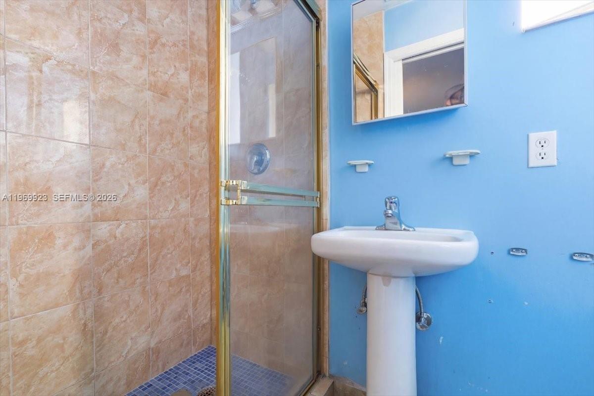 15431 SW 171st St Miami, FL 33187