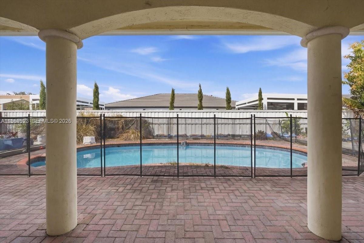 15431 SW 171st St Miami, FL 33187