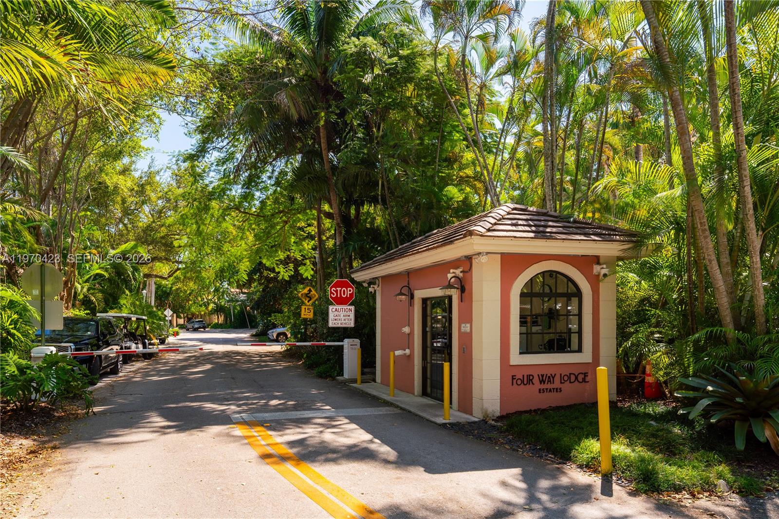 3441 Poinciana Ave Coconut Grove, FL 33133