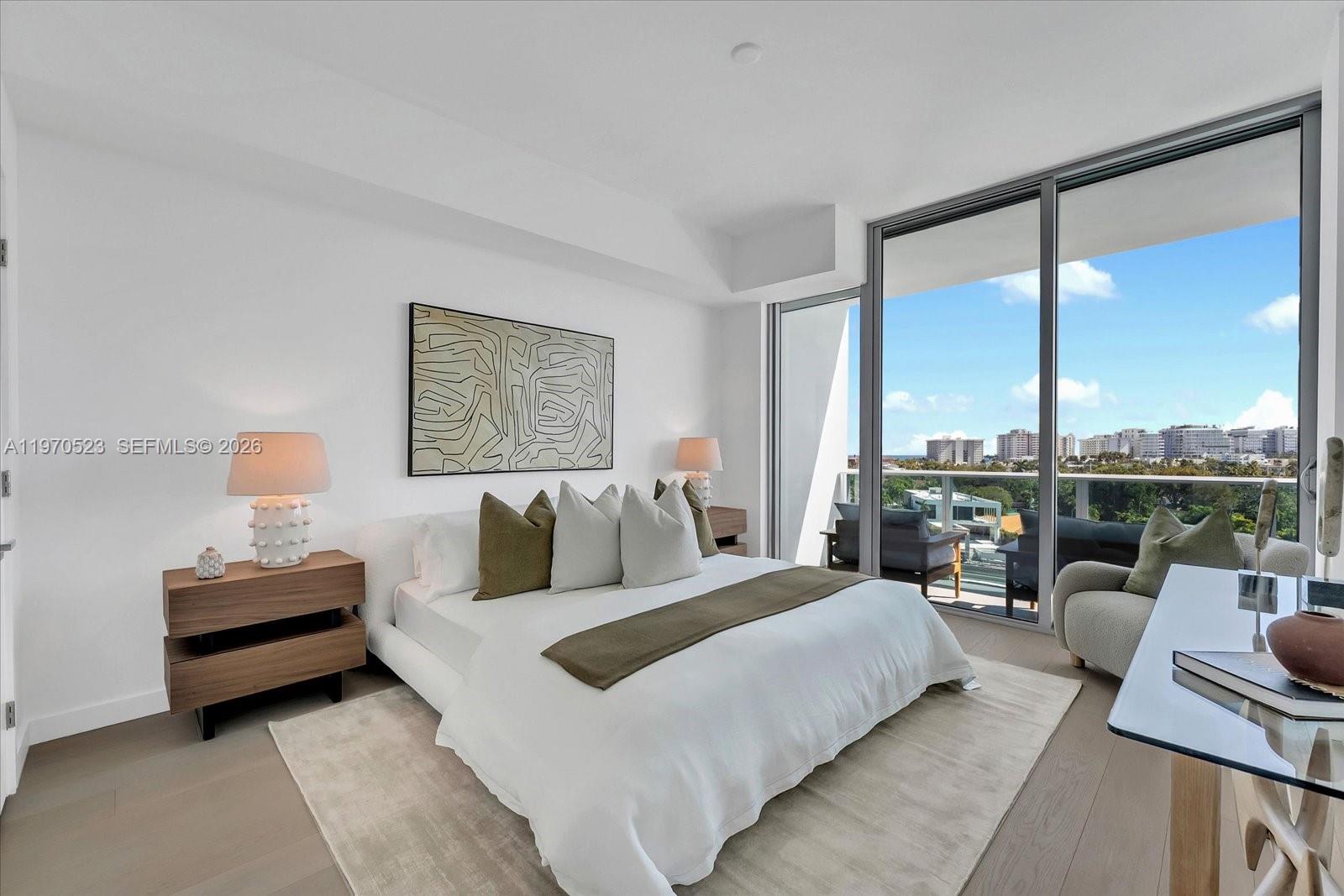 image La Baia Bay Harbor13