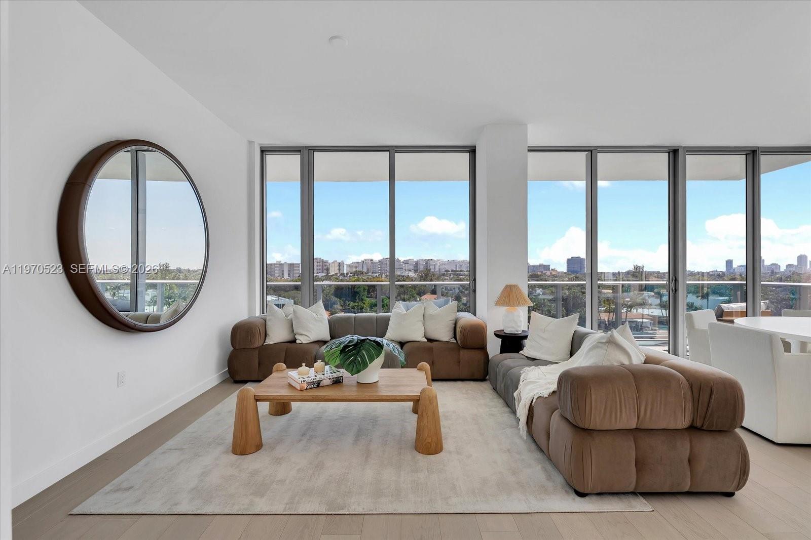 image La Baia Bay Harbor1