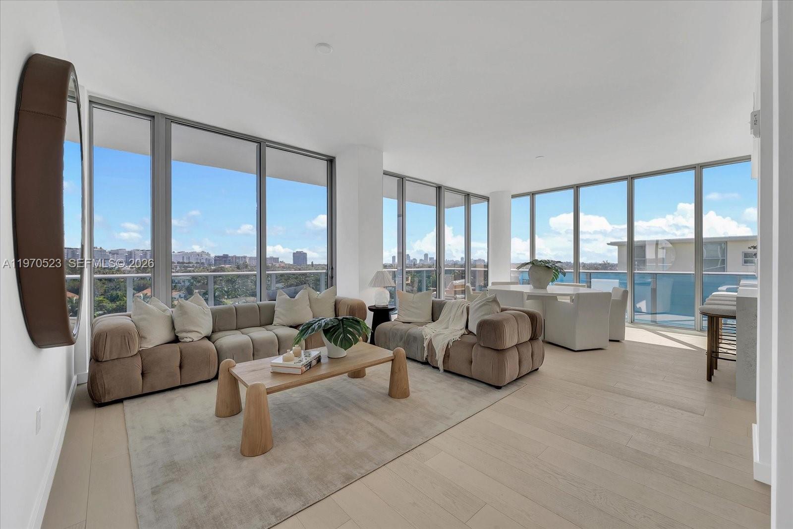 image La Baia Bay Harbor2