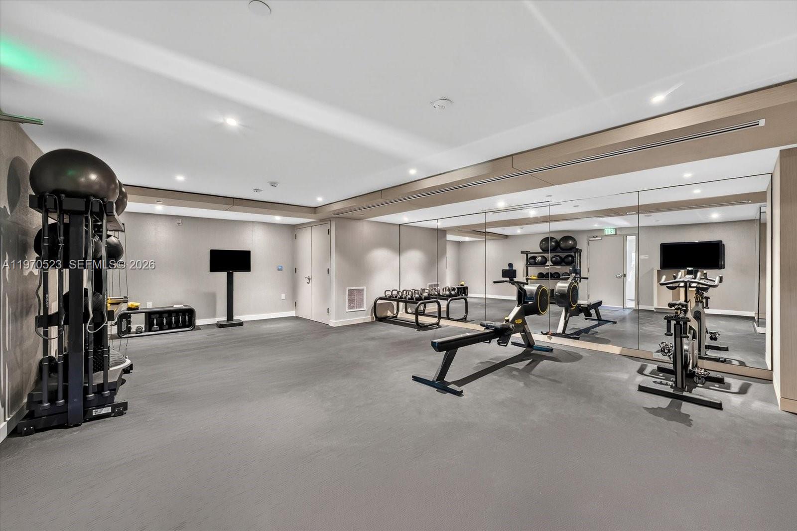 image La Baia Bay Harbor34