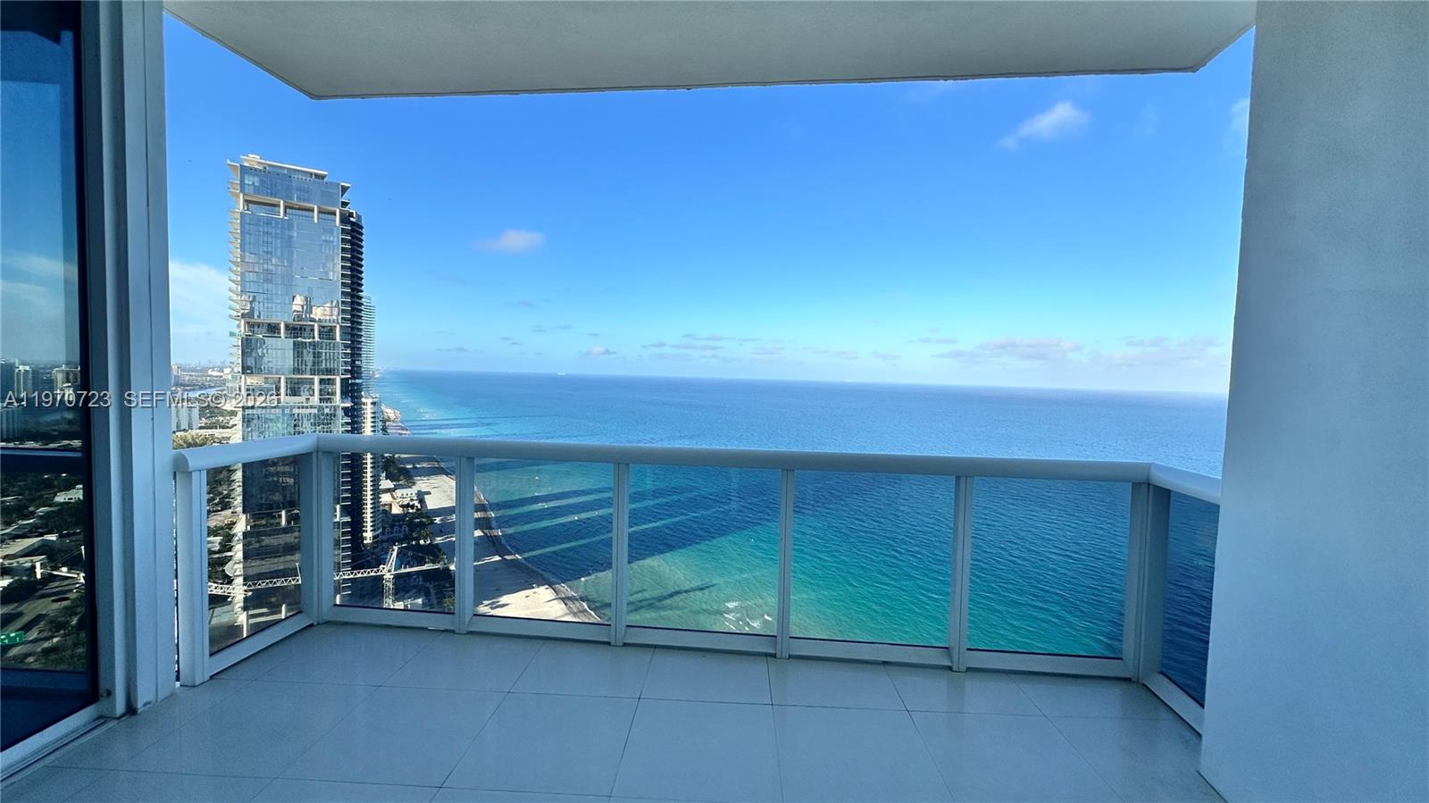 image Trump Royale19