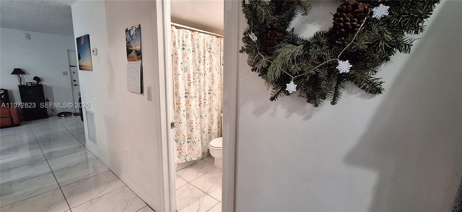 10832 N Kendall Dr #U16 Kendall, FL 33176