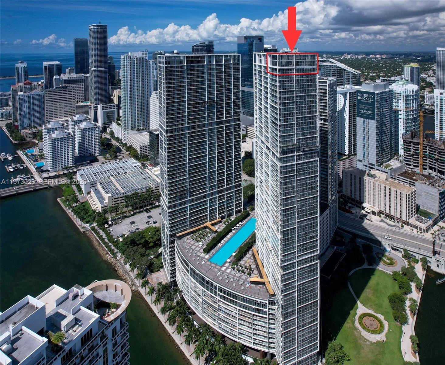 465 Brickell Ave #5701 Miami, FL 33131