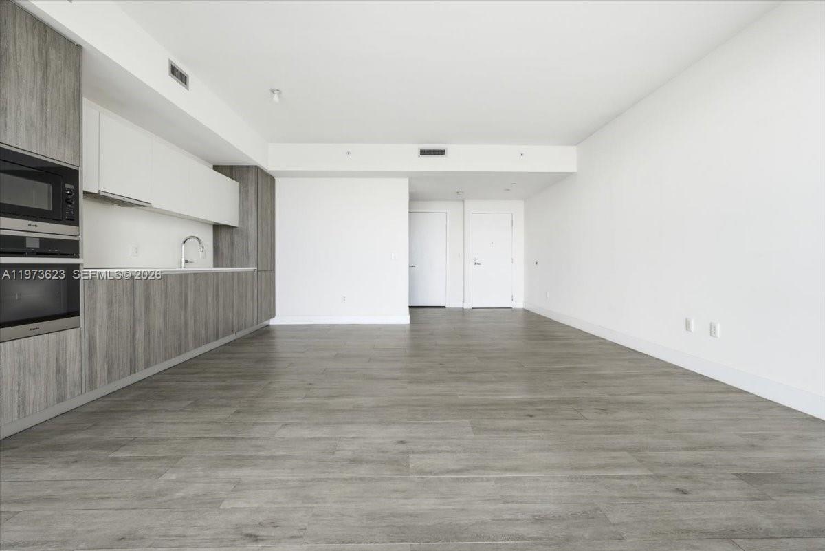 2900 NE 7th Ave #3004 Miami, FL 33137