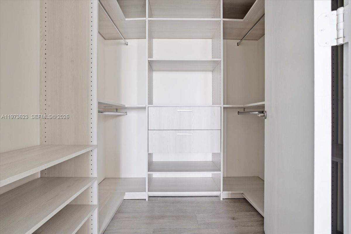 2900 NE 7th Ave #3004 Miami, FL 33137