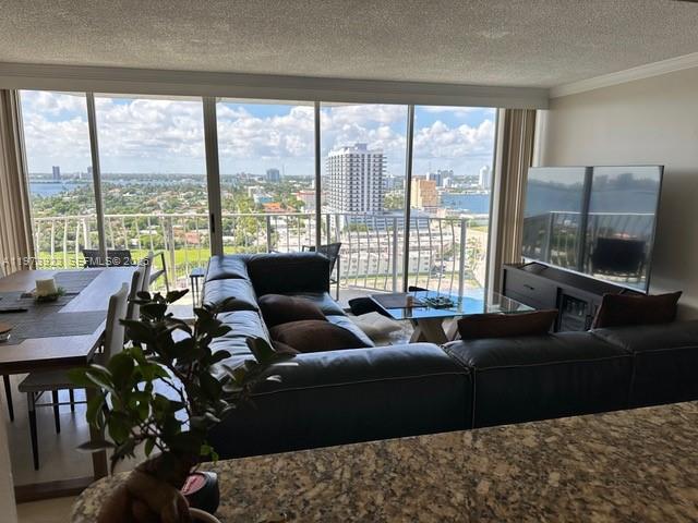 7601 E Treasure Dr #1905 North Bay Village, FL 33141