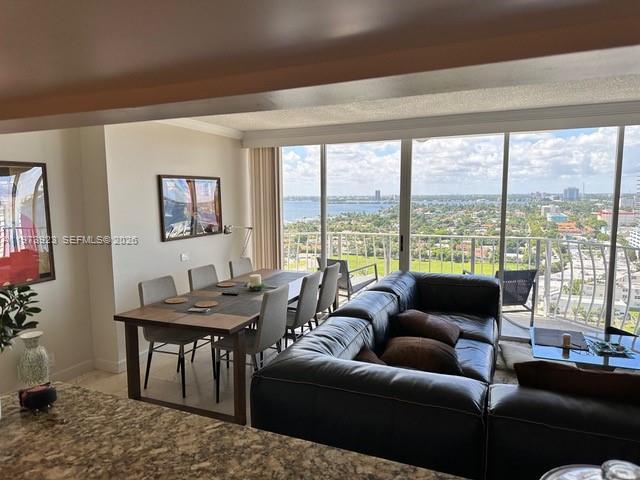 7601 E Treasure Dr #1905 North Bay Village, FL 33141