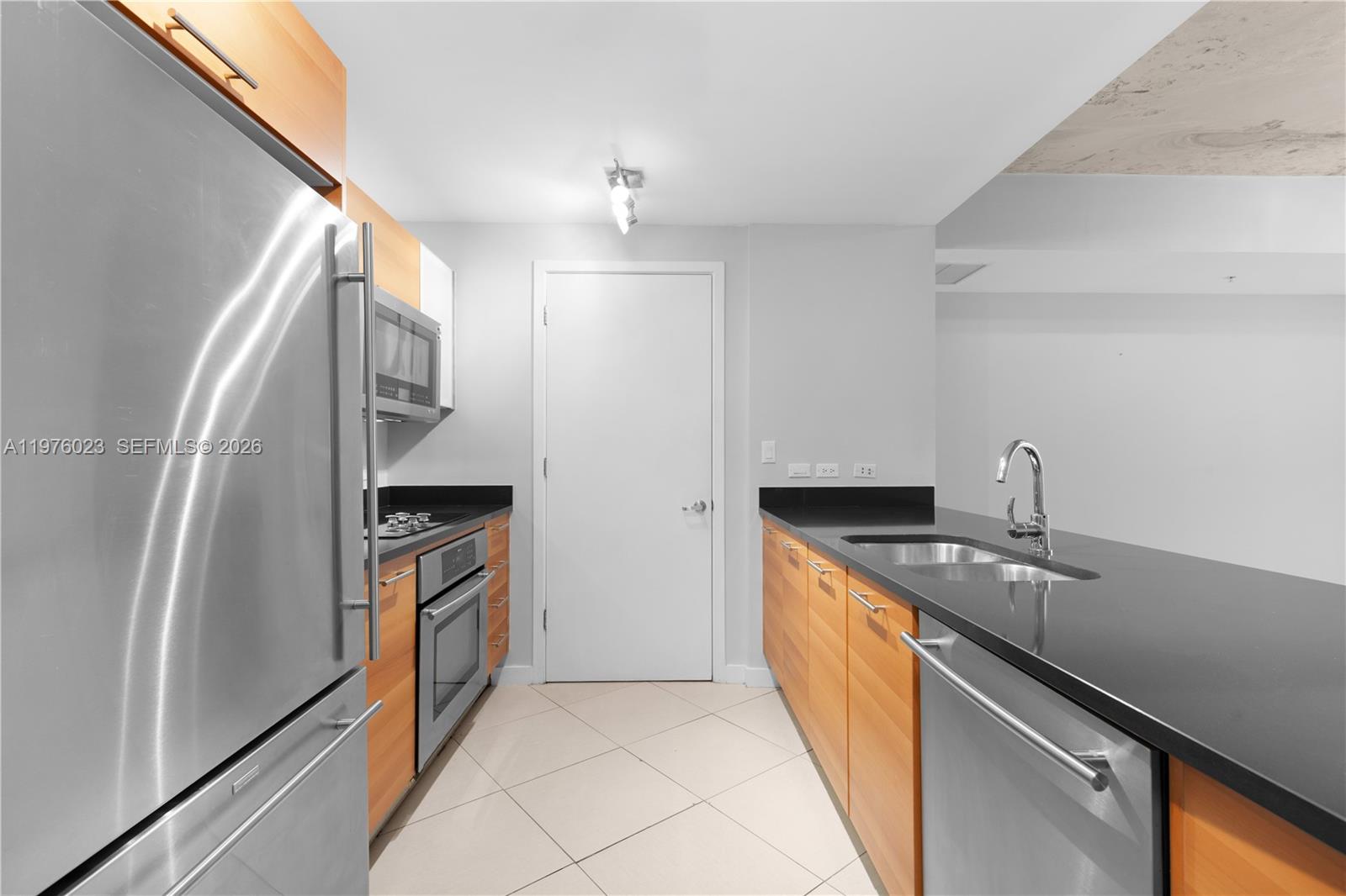 3301 NE 1st Ave #H1506 Miami, FL 33137