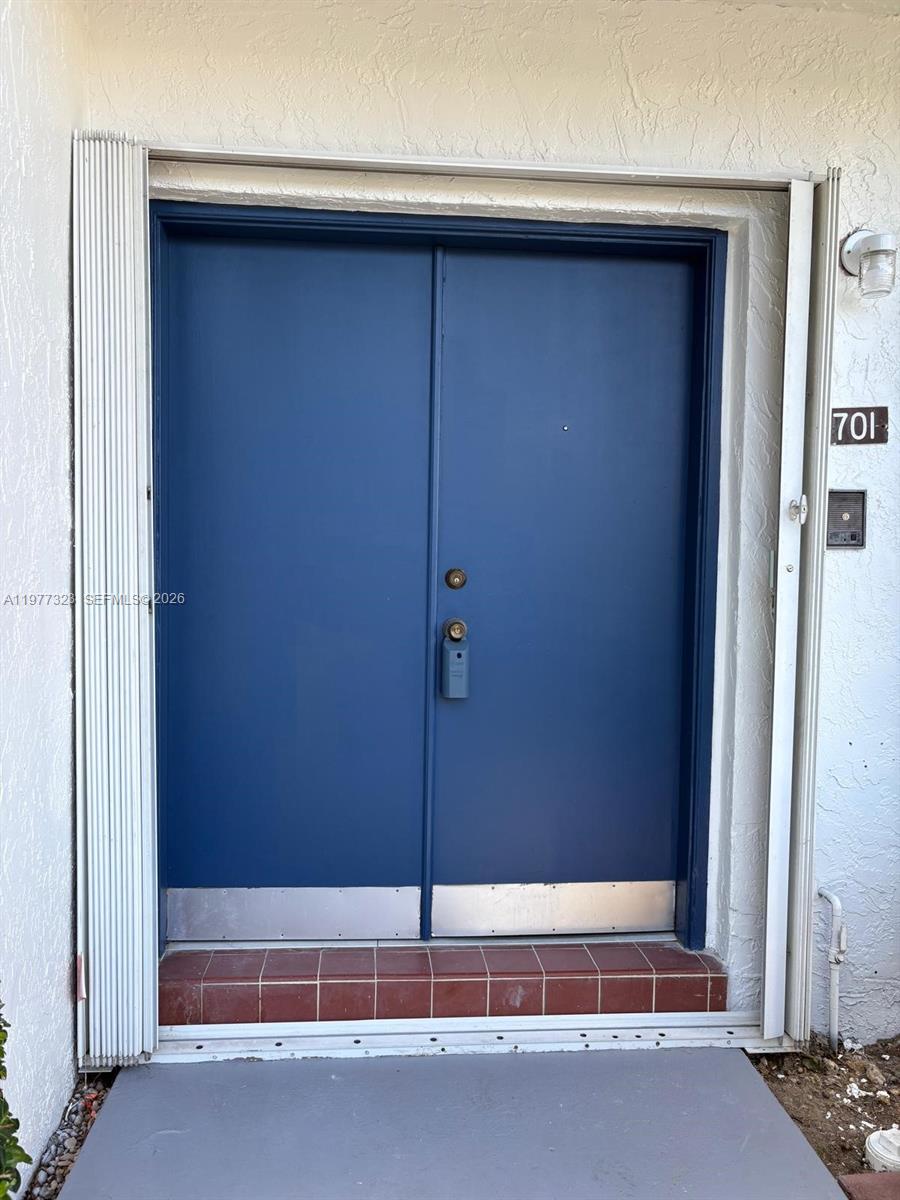 17180 SW 94th Ave #701 Palmetto Bay, FL 33157