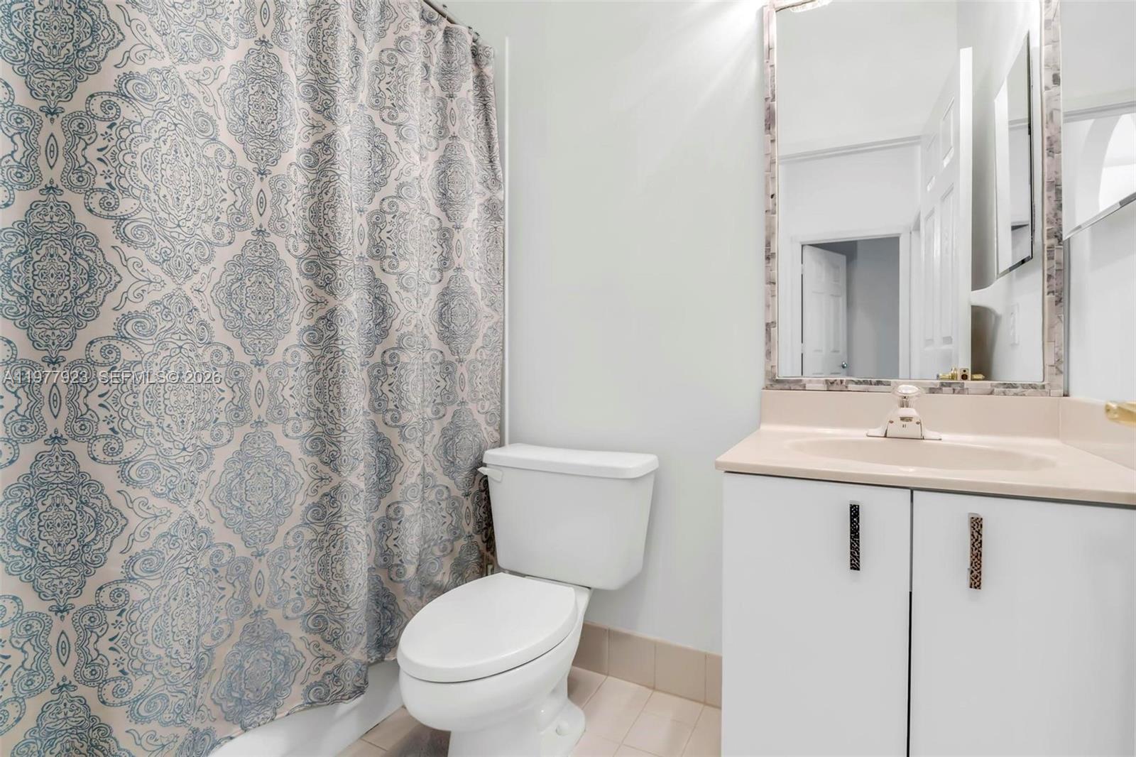 1601 SW 157th Ave Pembroke Pines, FL 33027