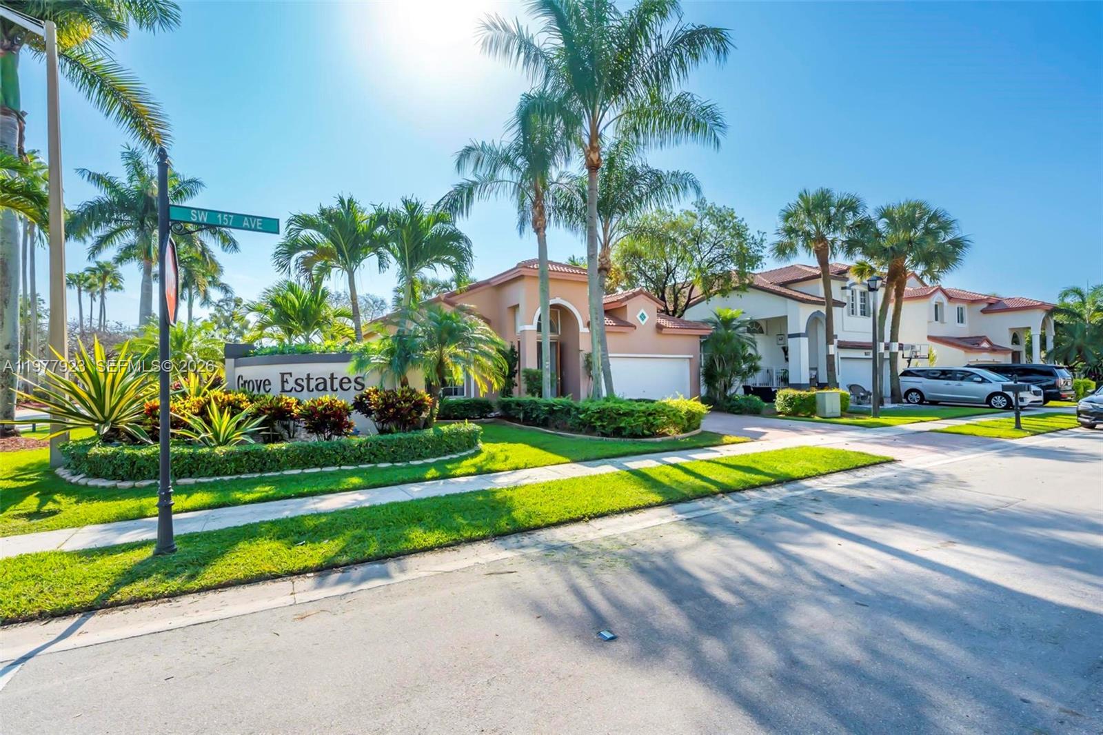 1601 SW 157th Ave Pembroke Pines, FL 33027