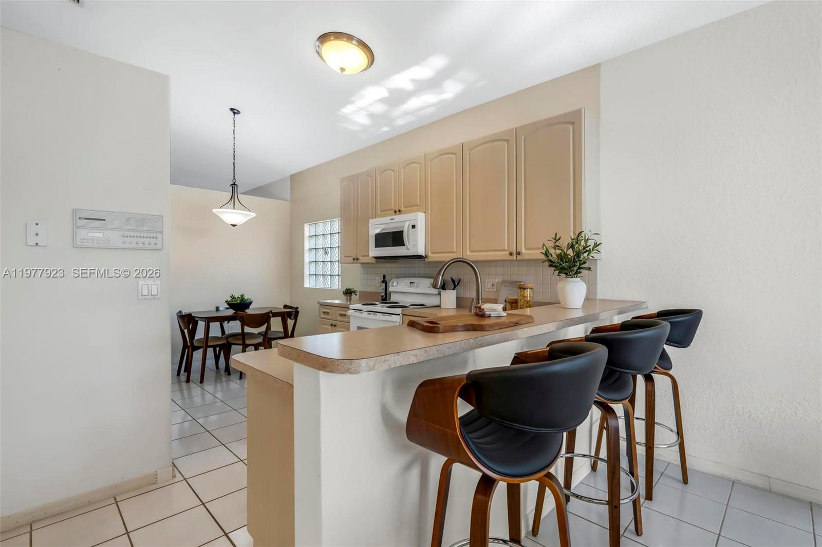 1601 SW 157th Ave Pembroke Pines, FL 33027