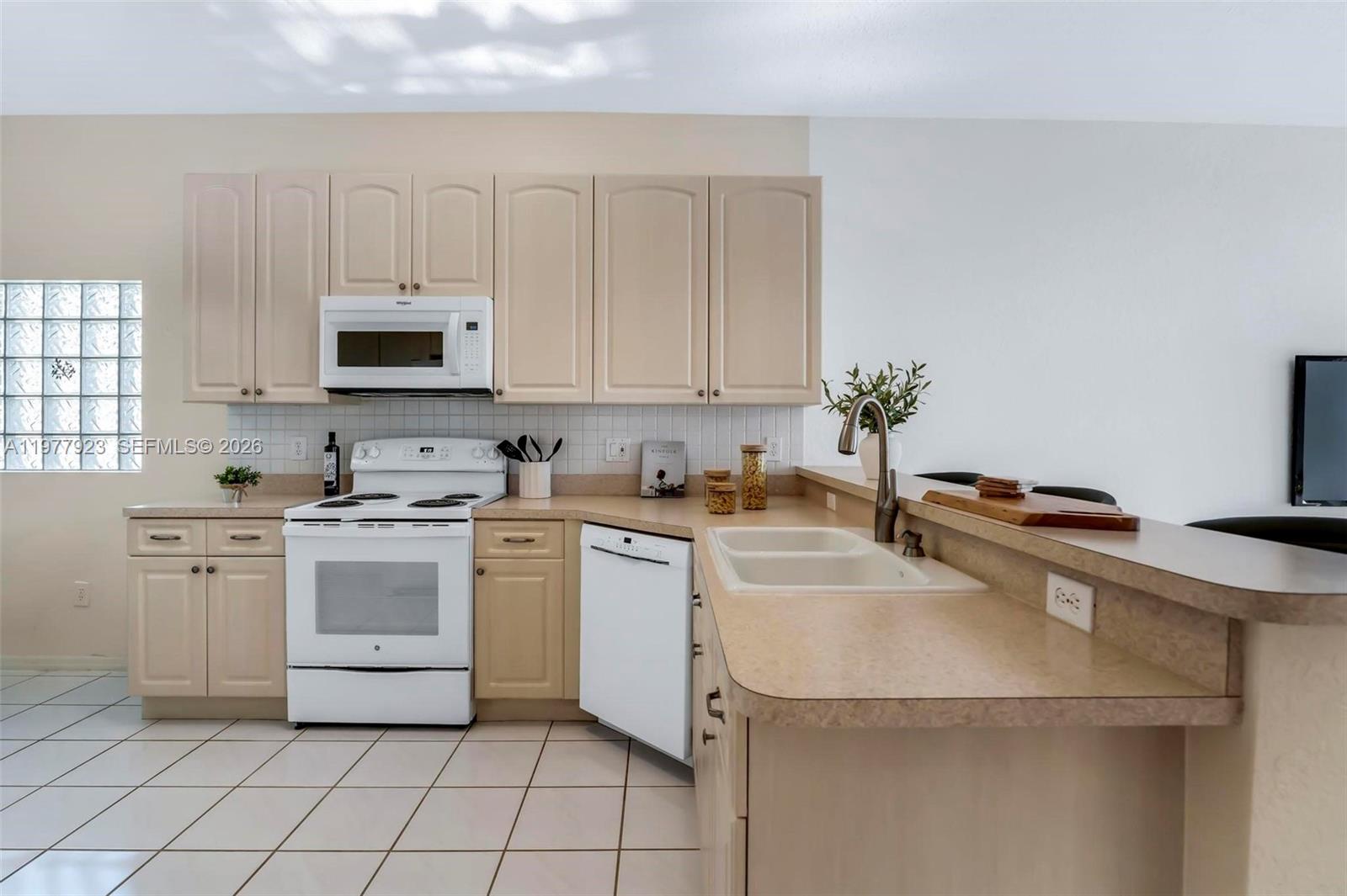 1601 SW 157th Ave Pembroke Pines, FL 33027