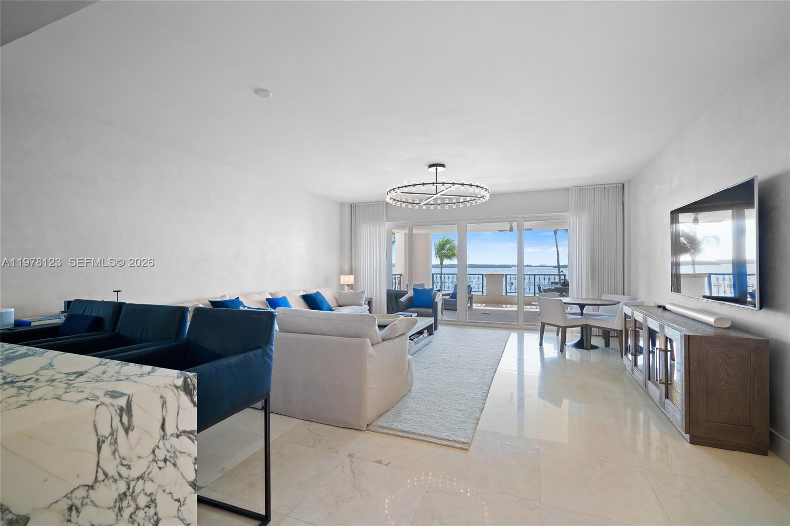 5222 Fisher Is Dr #5222 Fisher Island, FL 33109