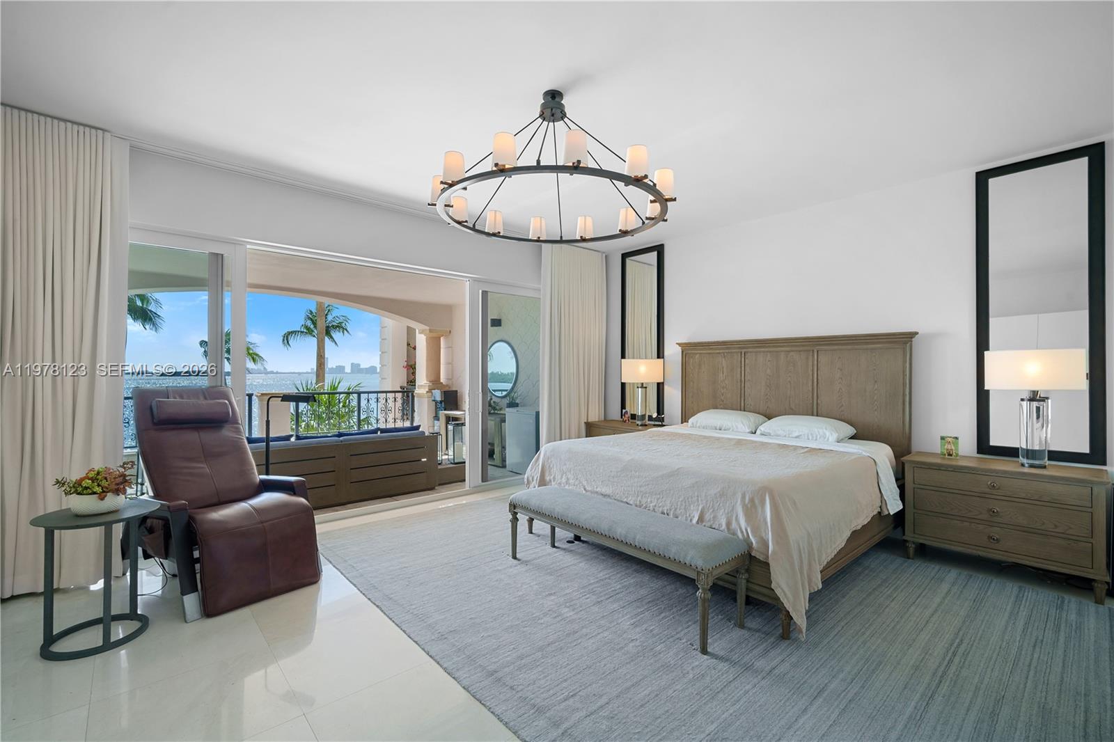 5222 Fisher Is Dr #5222 Fisher Island, FL 33109