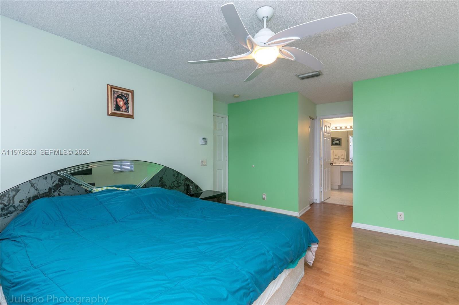 1032 Silktree Ln Weston, FL 33327