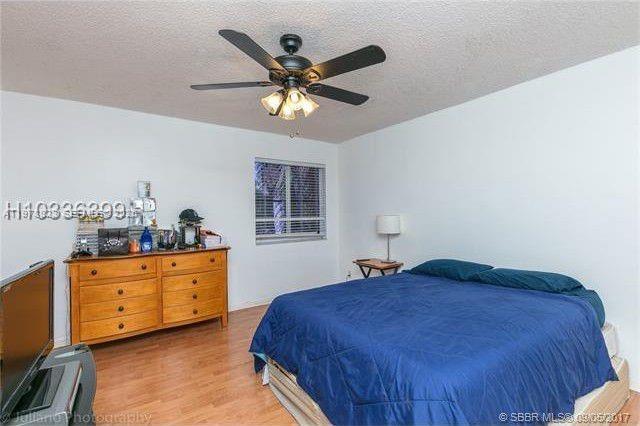 1032 Silktree Ln Weston, FL 33327