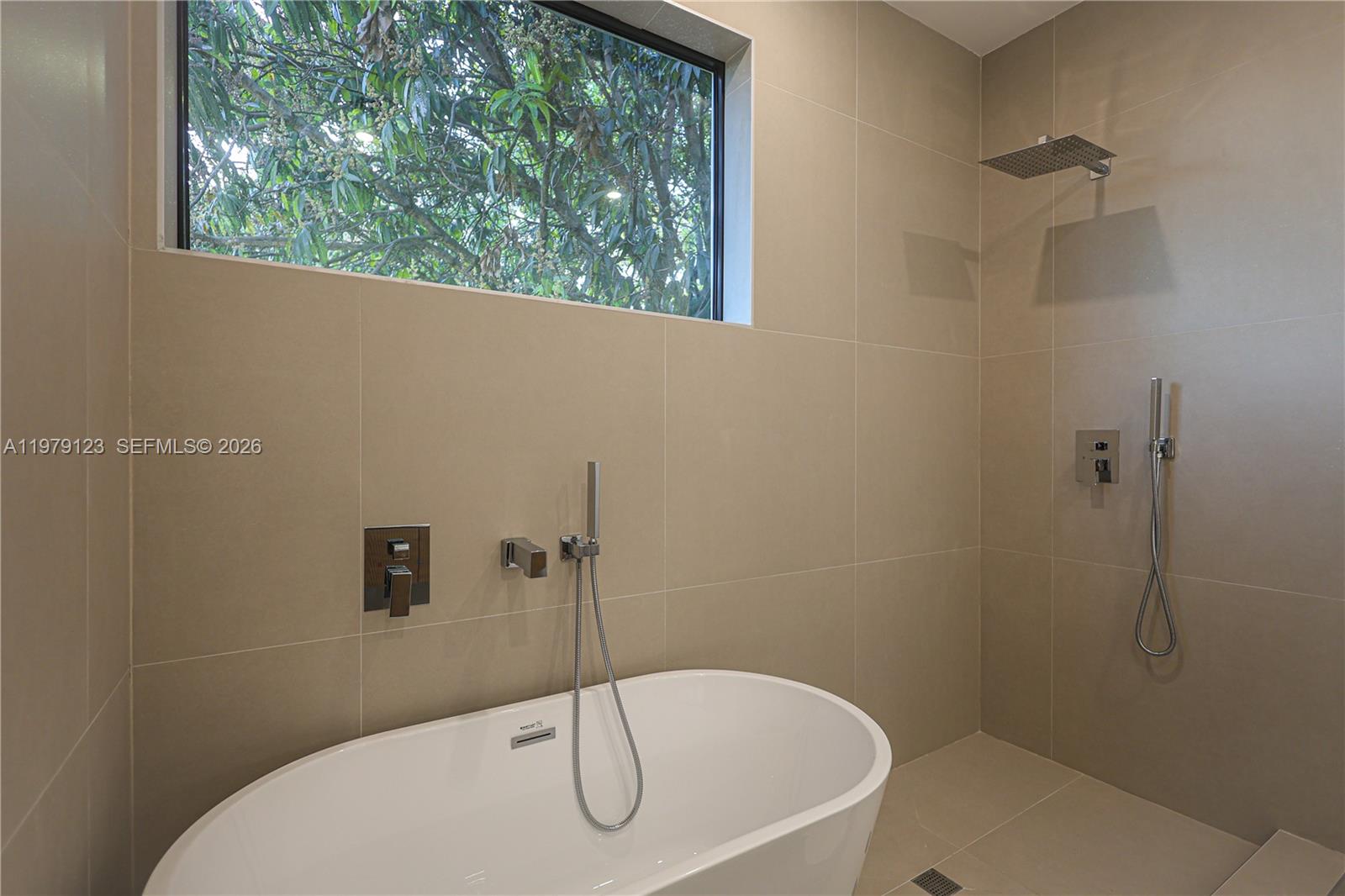 5802 Nw 5th Ave Miami, FL 33127