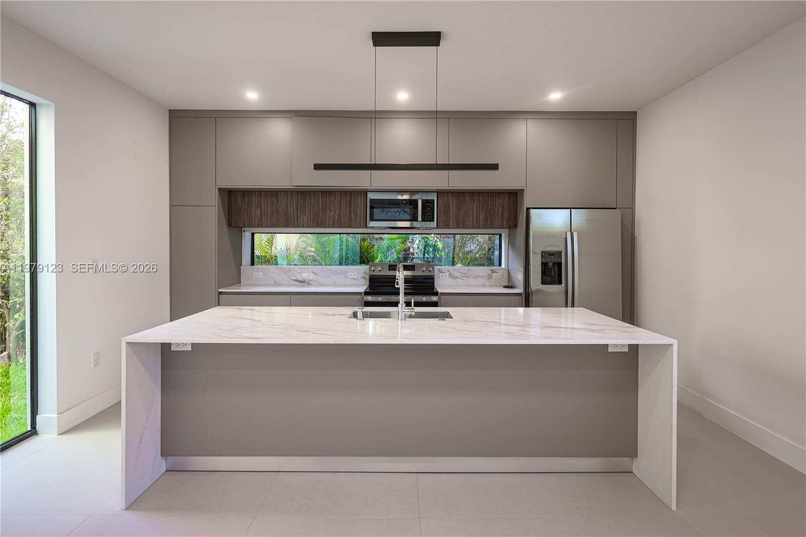 5802 Nw 5th Ave Miami, FL 33127