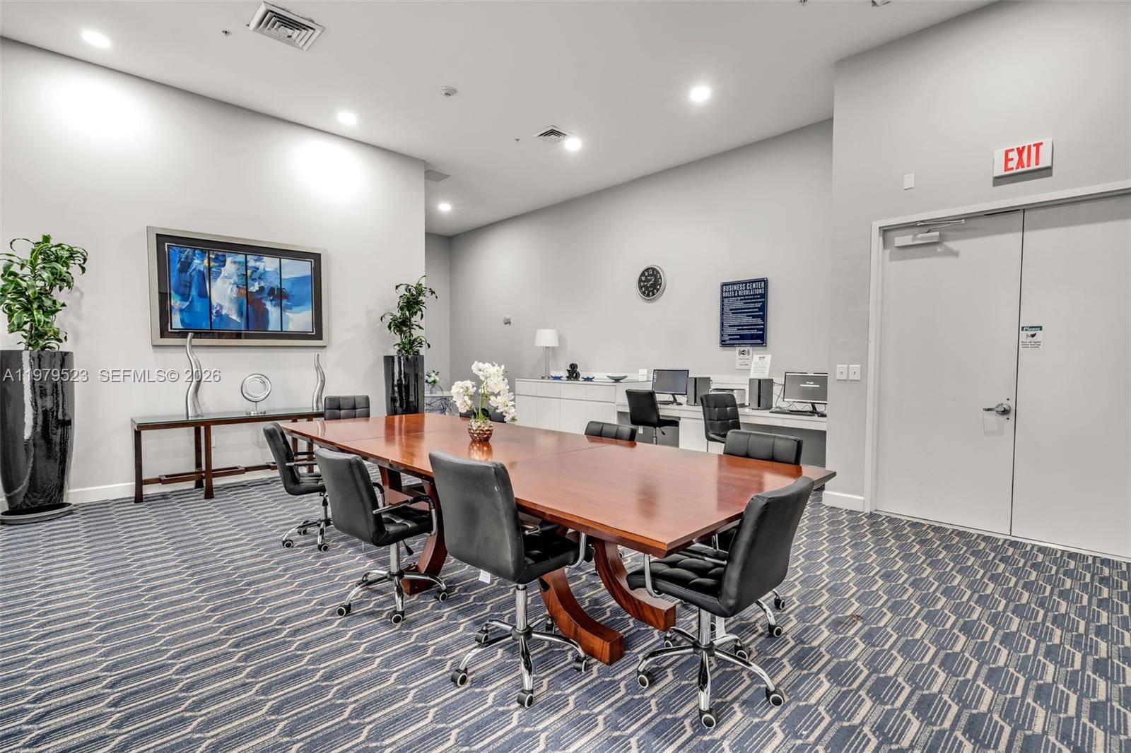 image The Venture at Aventura34