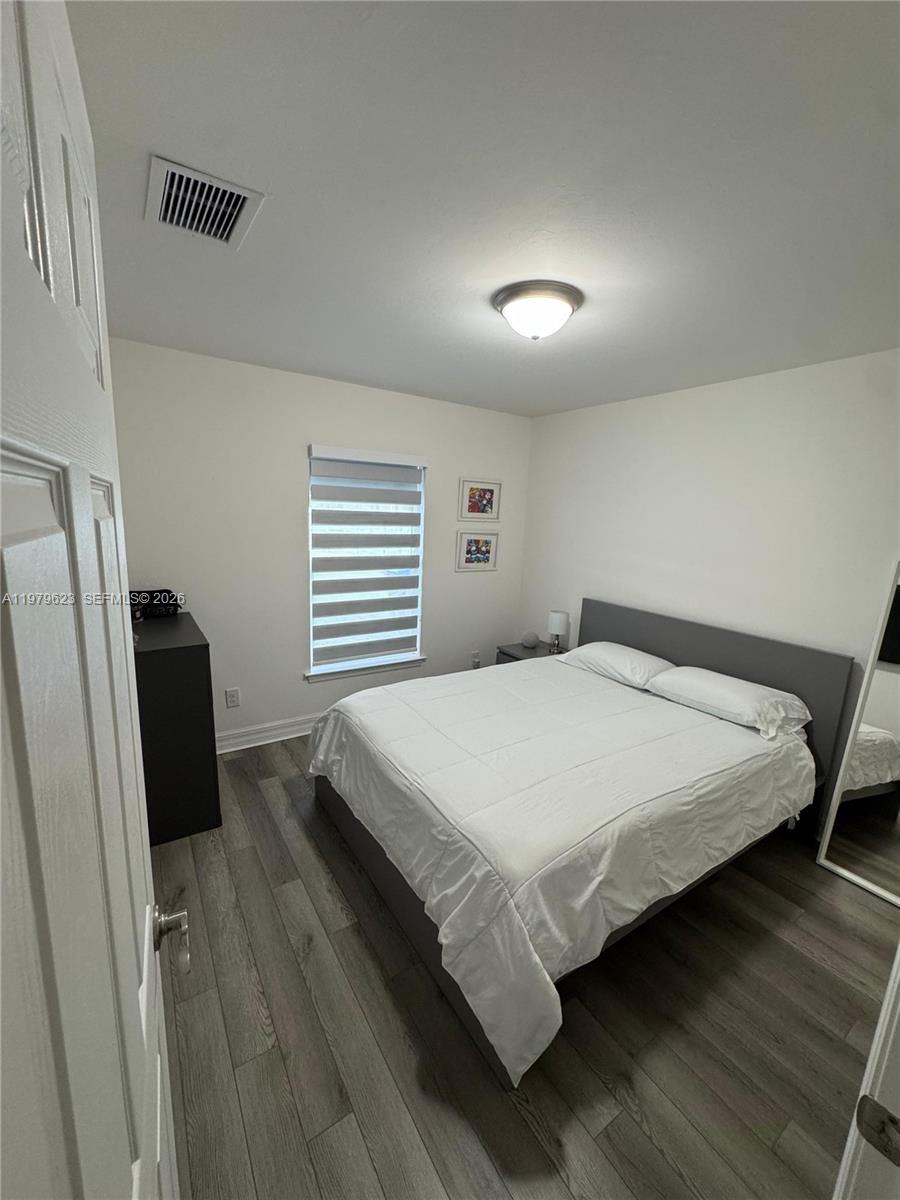 1119 Tropicana Pkwy W Cape Coral, FL 33993