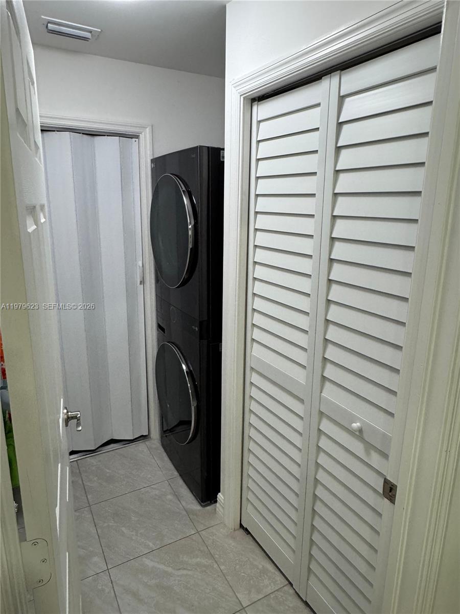 1119 Tropicana Pkwy W Cape Coral, FL 33993