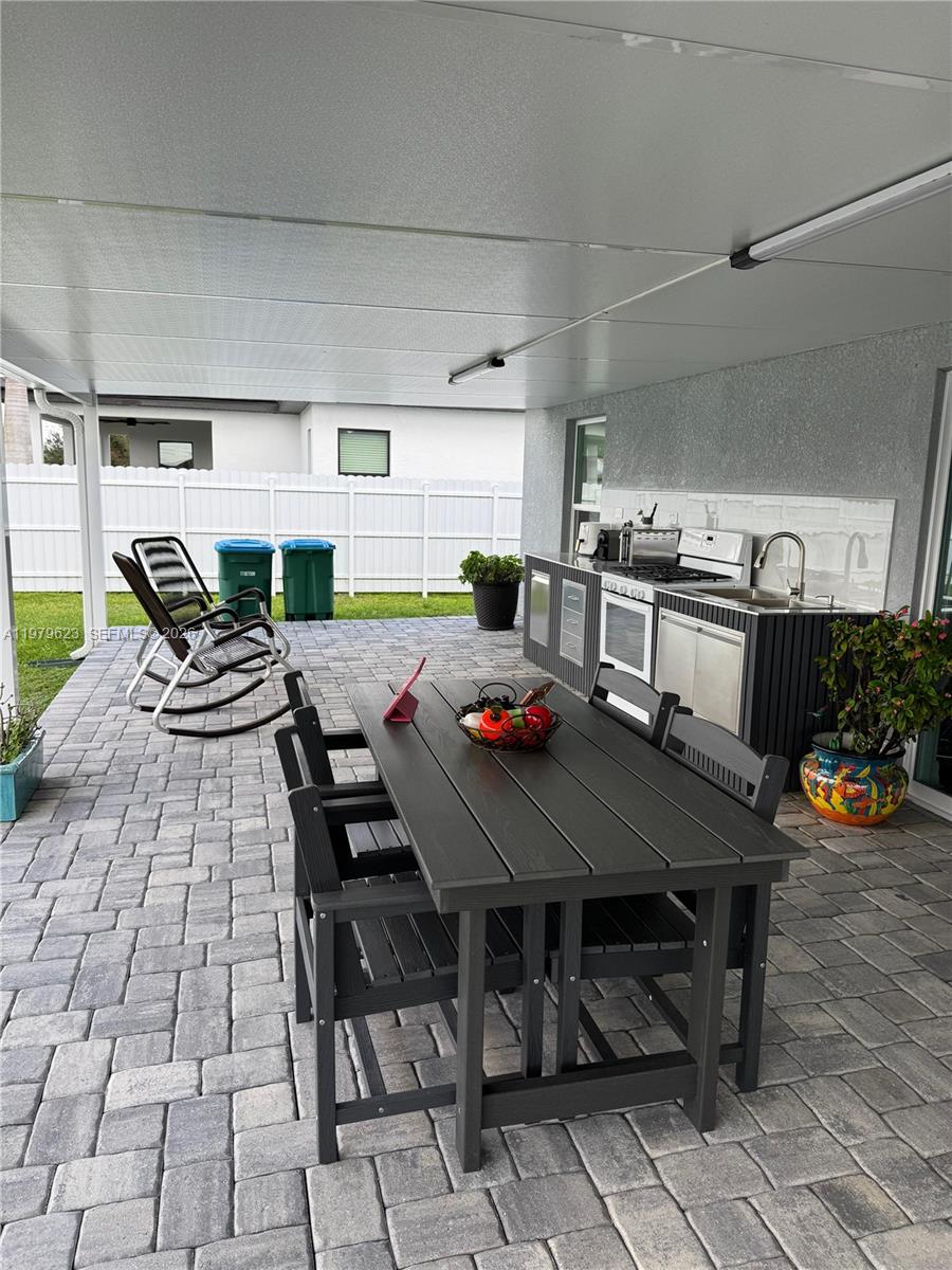 1119 Tropicana Pkwy W Cape Coral, FL 33993