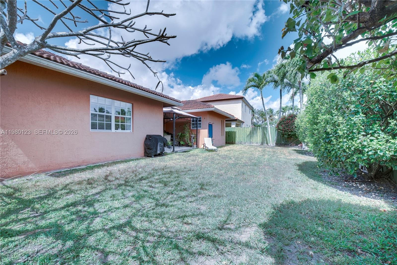 9837 SW 159th Ct Miami, FL 33196