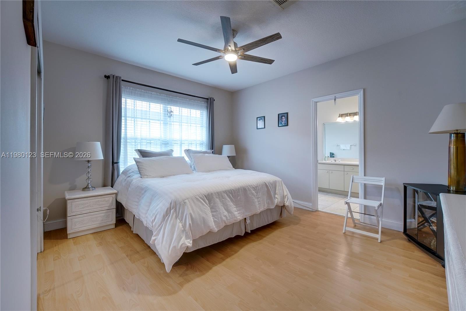 9837 SW 159th Ct Miami, FL 33196