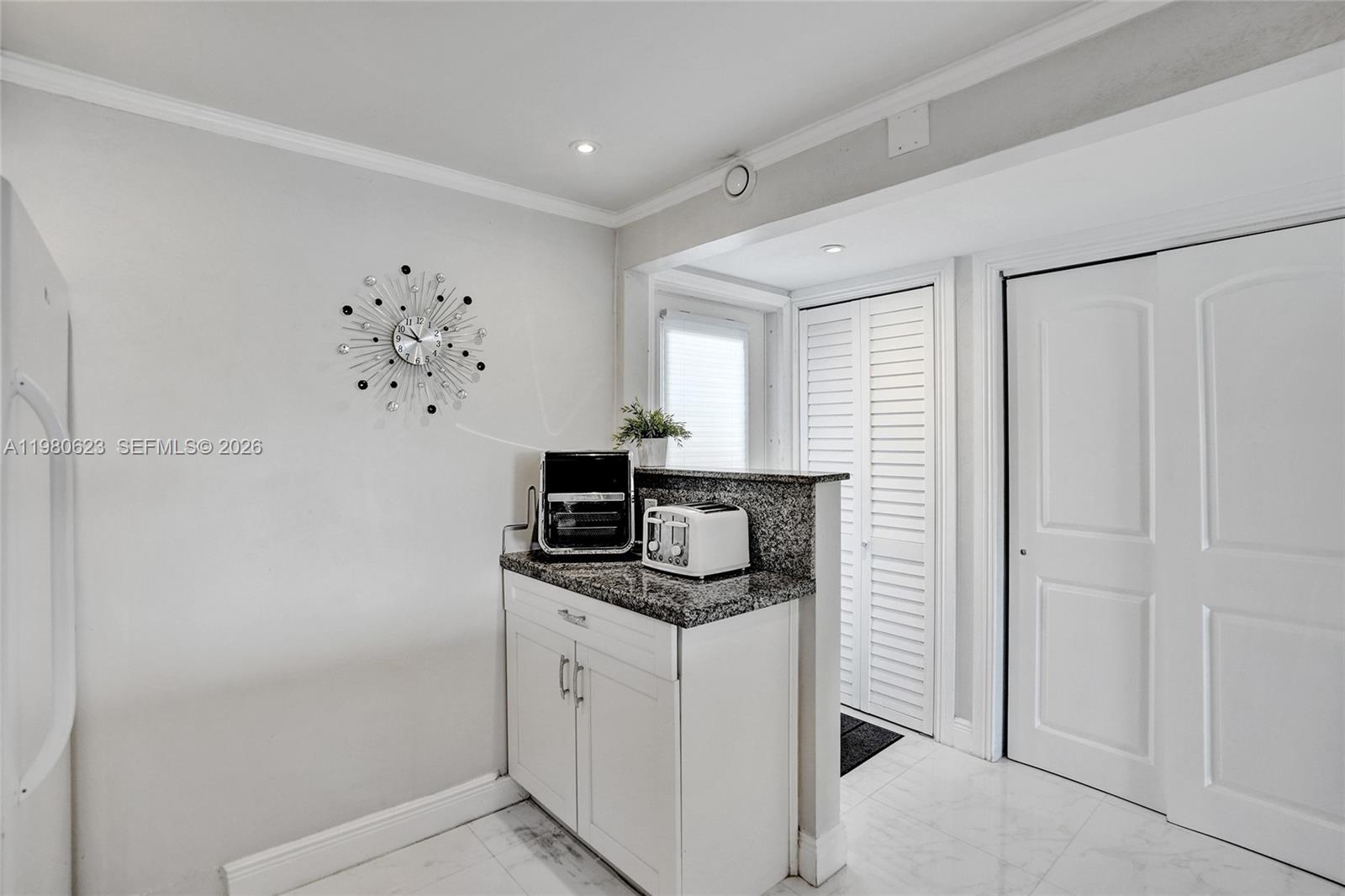 1889 S Ocean Dr #114 Hallandale Beach, FL 33009