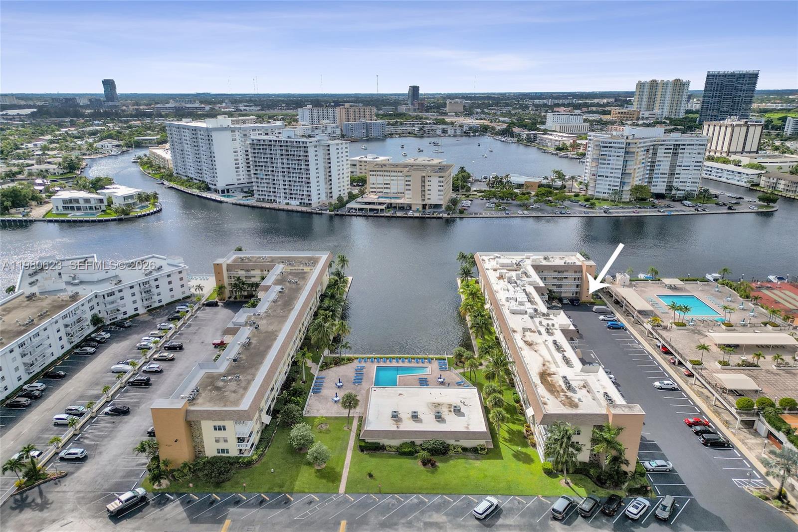 1889 S Ocean Dr #114 Hallandale Beach, FL 33009