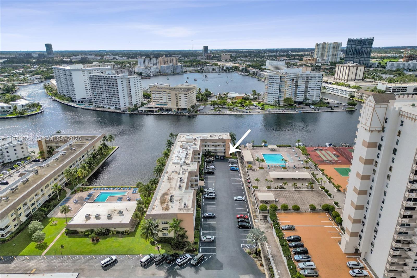 1889 S Ocean Dr #114 Hallandale Beach, FL 33009