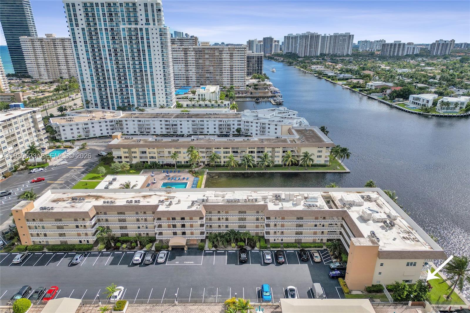 1889 S Ocean Dr #114 Hallandale Beach, FL 33009