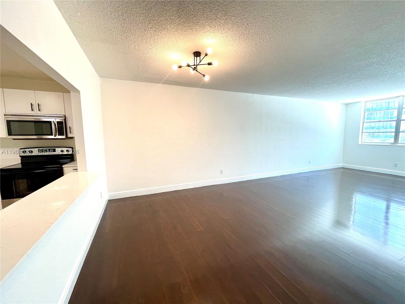 19390 Collins Ave #316 Sunny Isles Beach, FL 33160