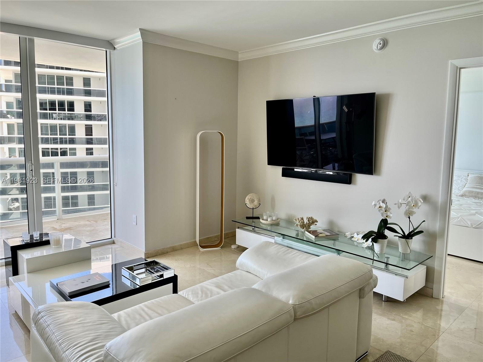 image Beach Club 214