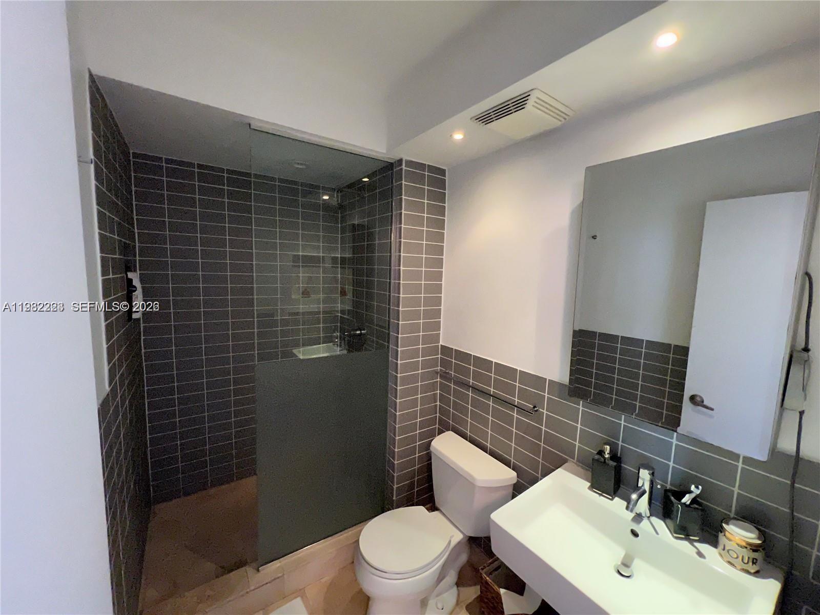 780 NE 69th St #2503 Miami, FL 33138