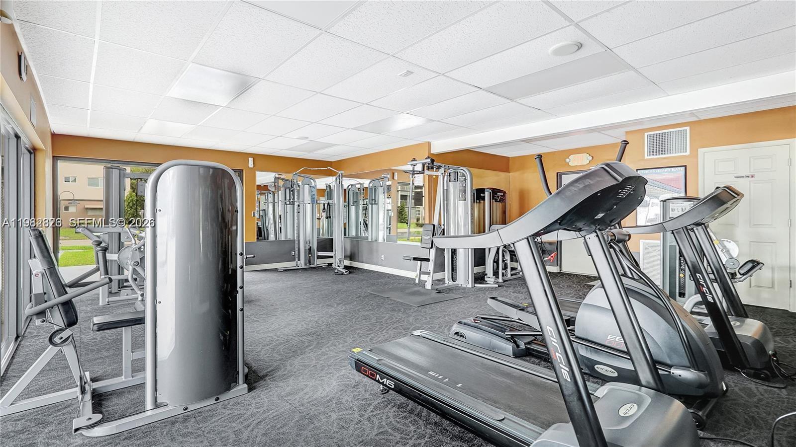 1201 Hillcrest Ct #302 Hollywood, FL 33021