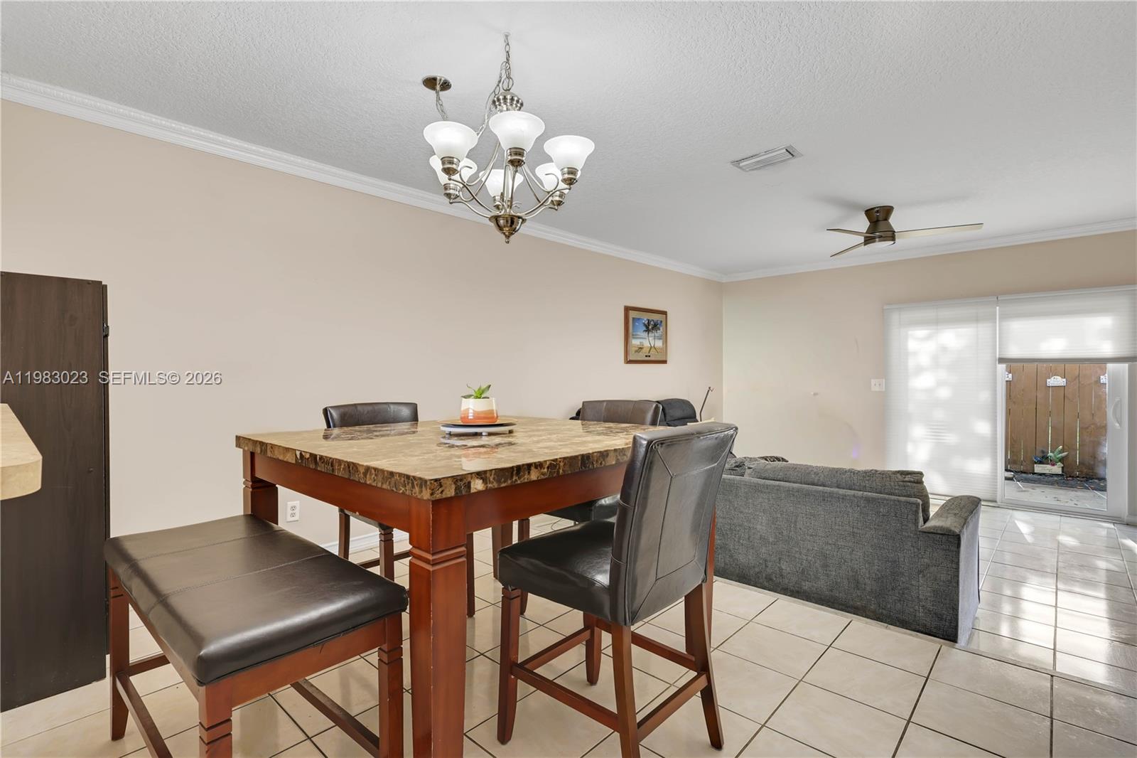 2881 S Cambridge Ln Cooper City, FL 33026