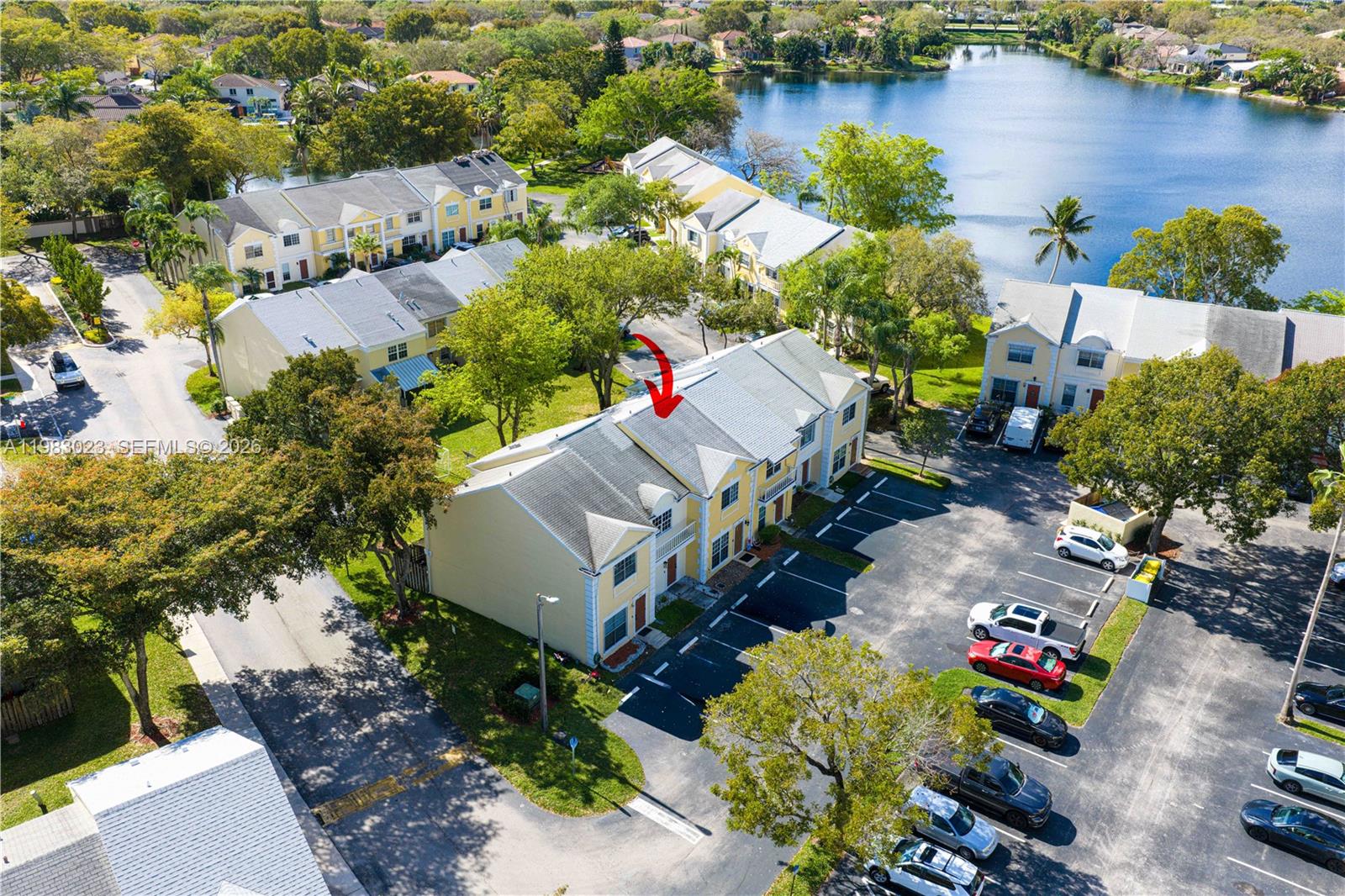 2881 S Cambridge Ln Cooper City, FL 33026