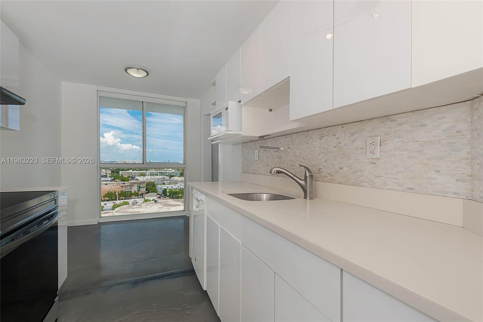 1688 West Ave #PH-07 Miami Beach, FL 33139