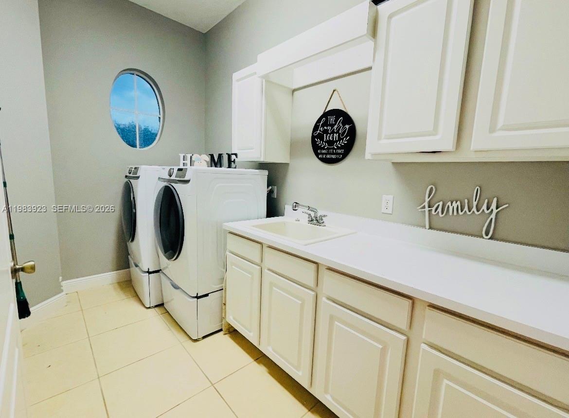 330 Glen Clb Dr Other, FL 32713