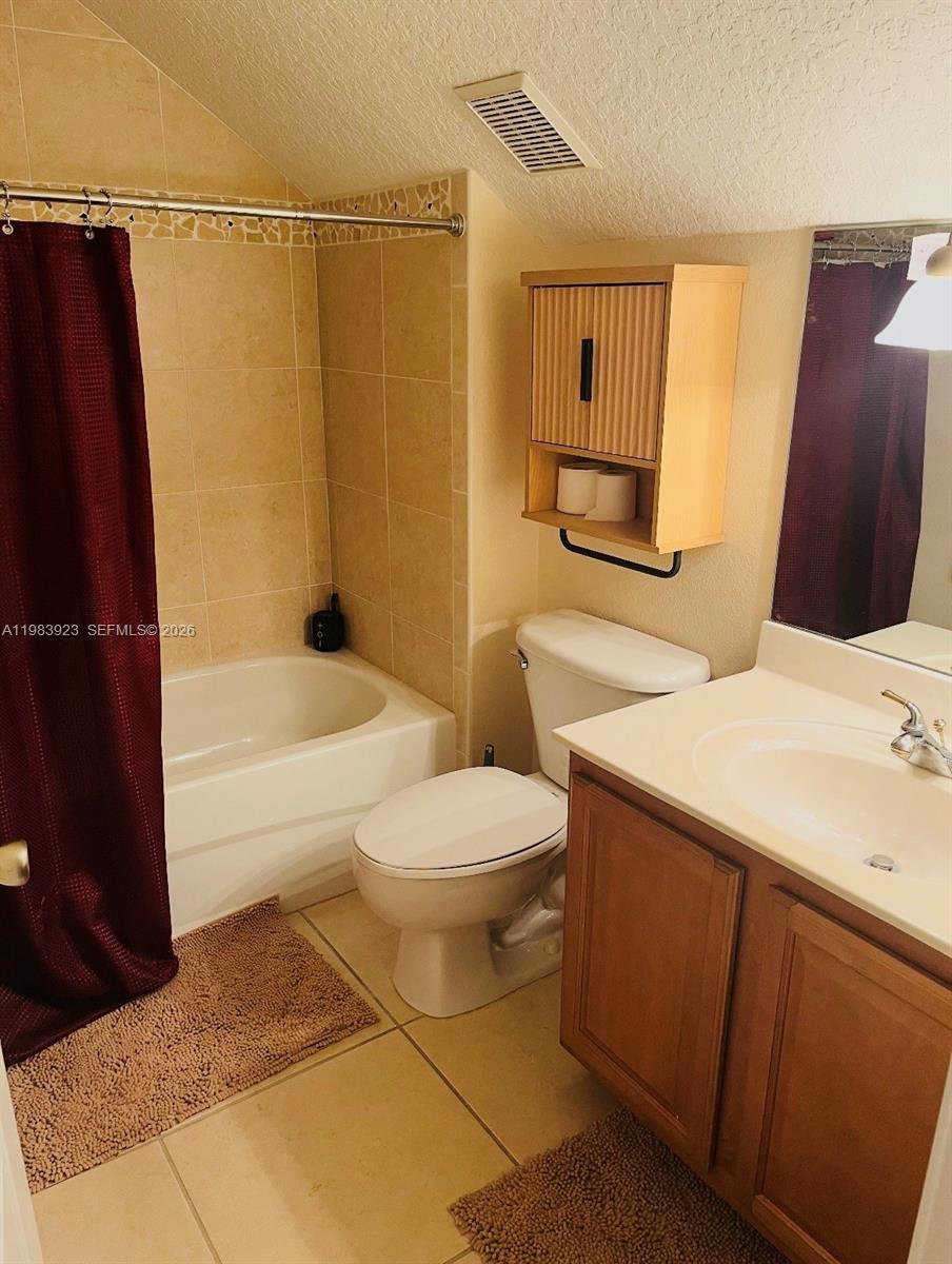 330 Glen Clb Dr Other, FL 32713