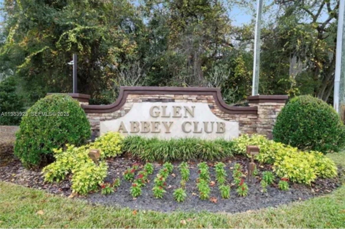330 Glen Clb Dr Other, FL 32713