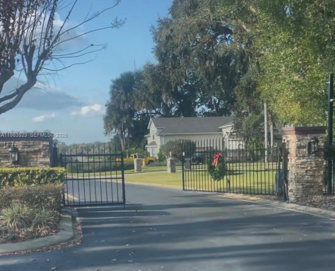 330 Glen Clb Dr Other, FL 32713