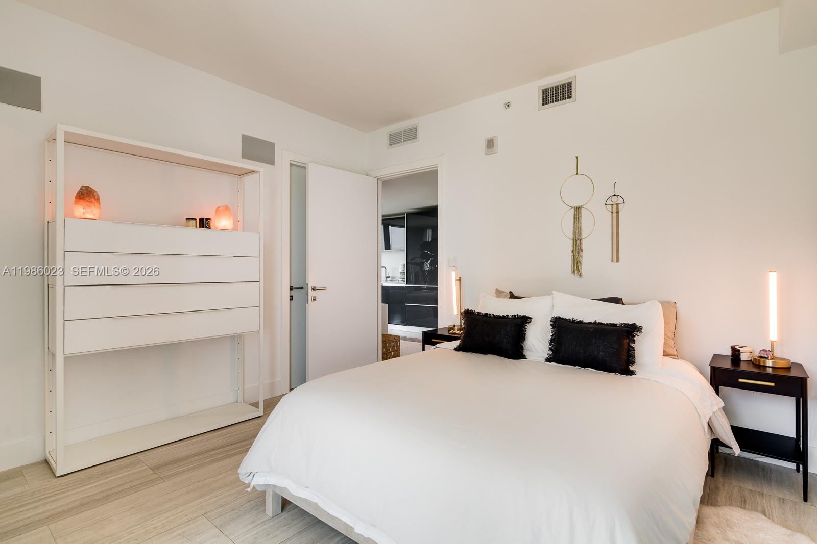 image Echo Brickell10